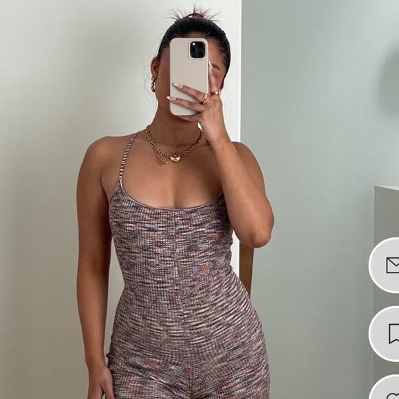 NBD Tropic knit romper - Picture 2 of 6